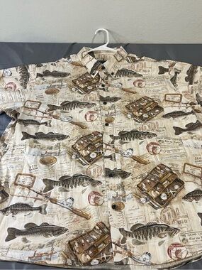 Short-Sleeve Fishing Print Button-Down Shirt - Cream Brown